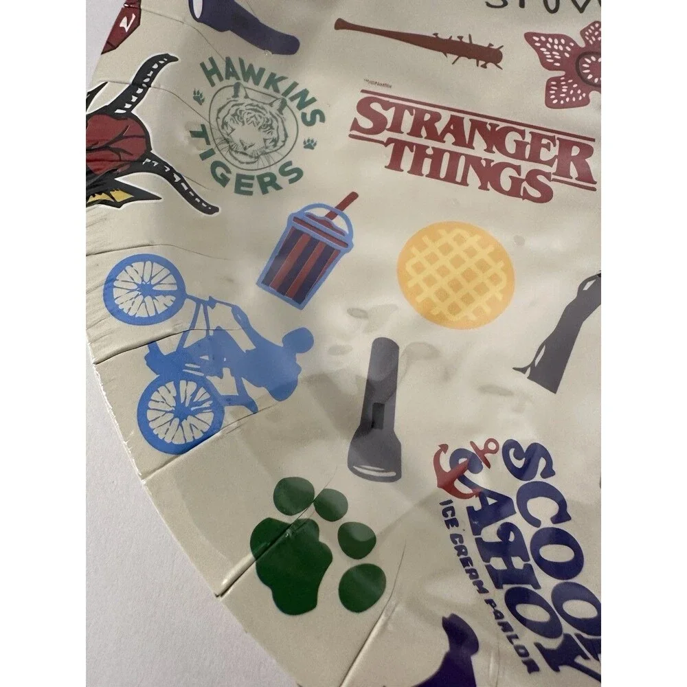 Netflix Stranger Things Party Dinner Plates 9 Inch Pack of 8 Sealed
